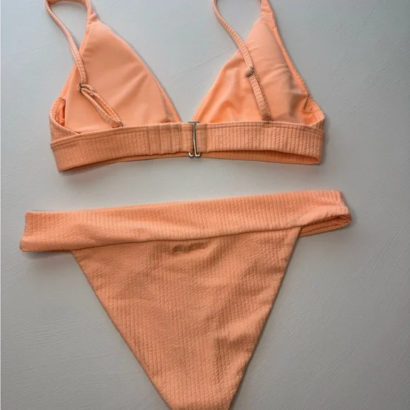 Billabong Peach Ribbed Swimwear - Picture 5 of 10